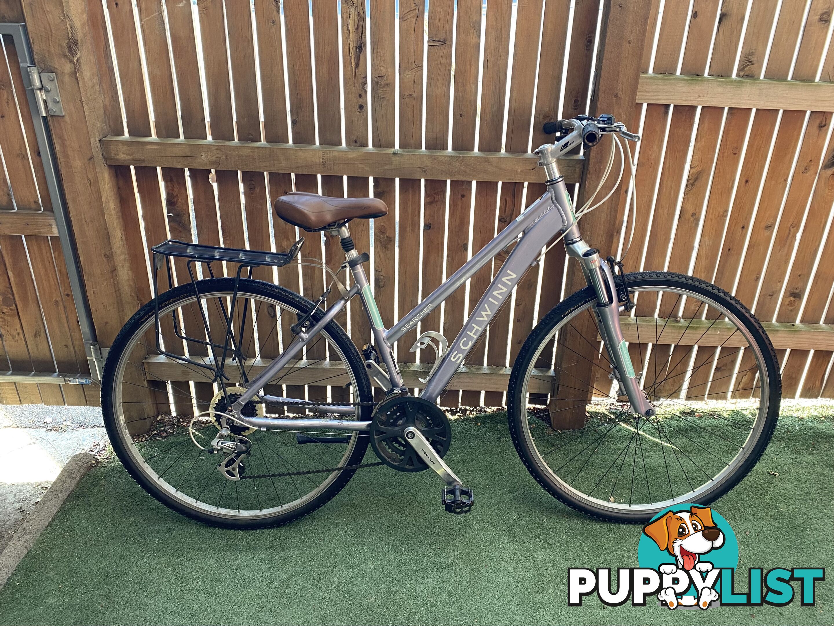 Schwinn Hybrid Bike - Good condition