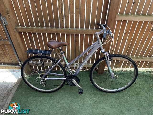 Schwinn Hybrid Bike - Good condition