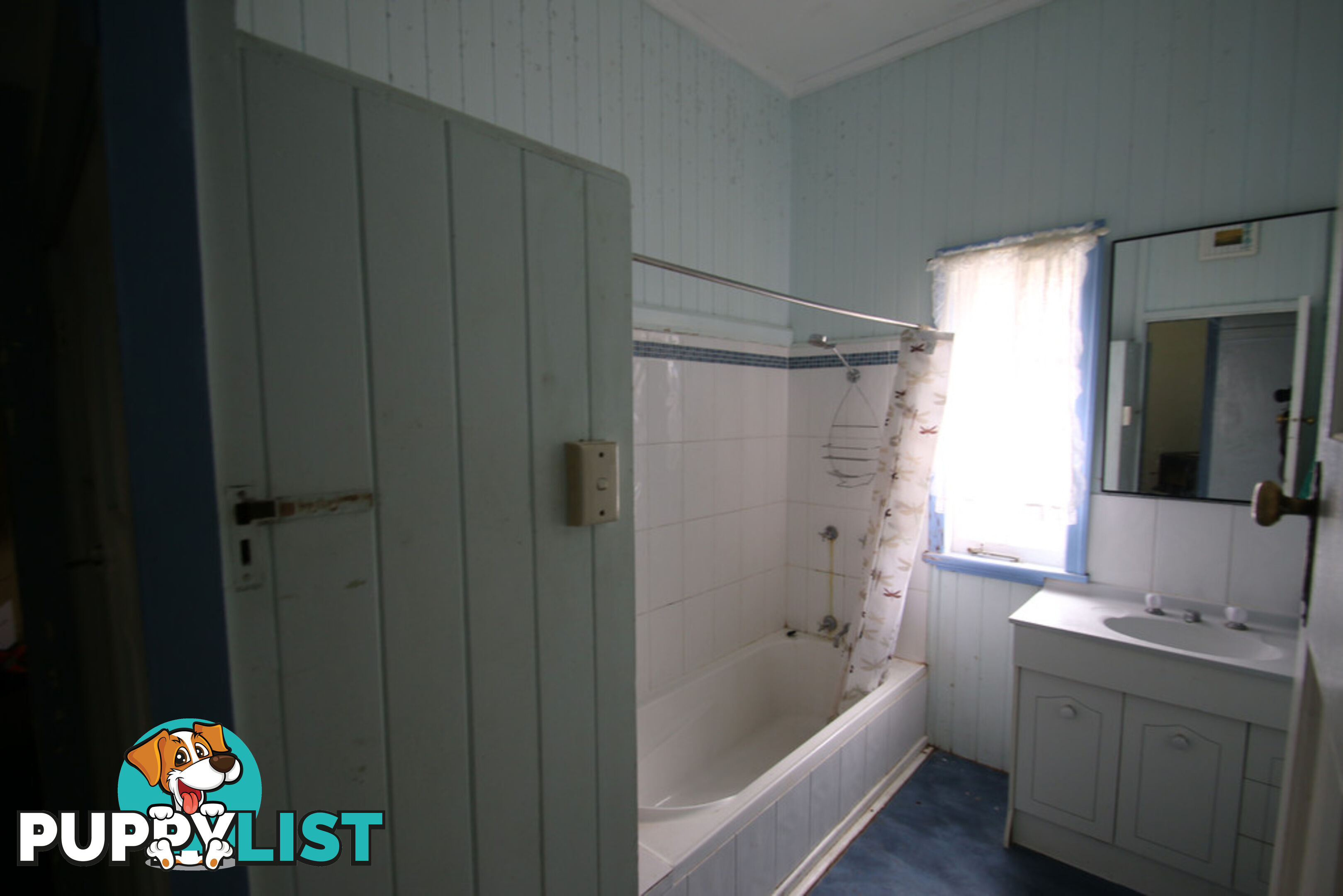25 Bell Street MONTO QLD 4630