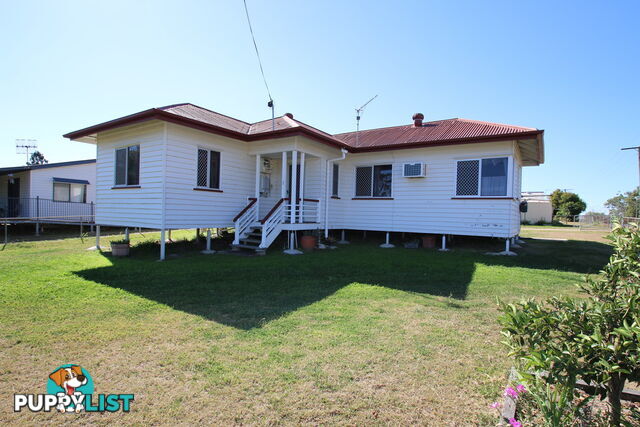 2 Archer Street MONTO QLD 4630