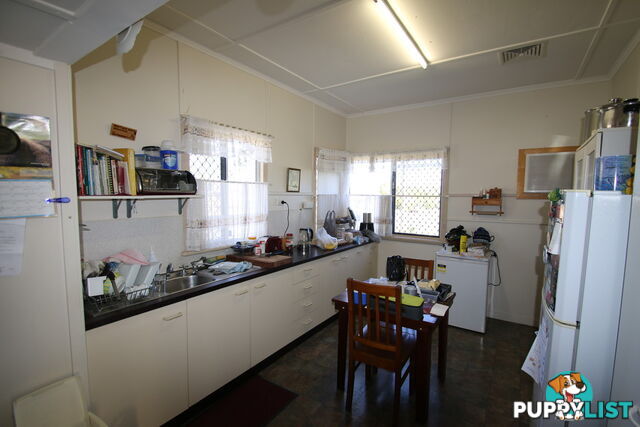 2 Archer Street MONTO QLD 4630