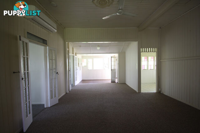 10 Flinders Street MUNDUBBERA QLD 4626