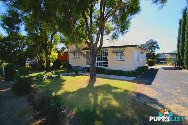 9 Faraday Street MONTO QLD 4630