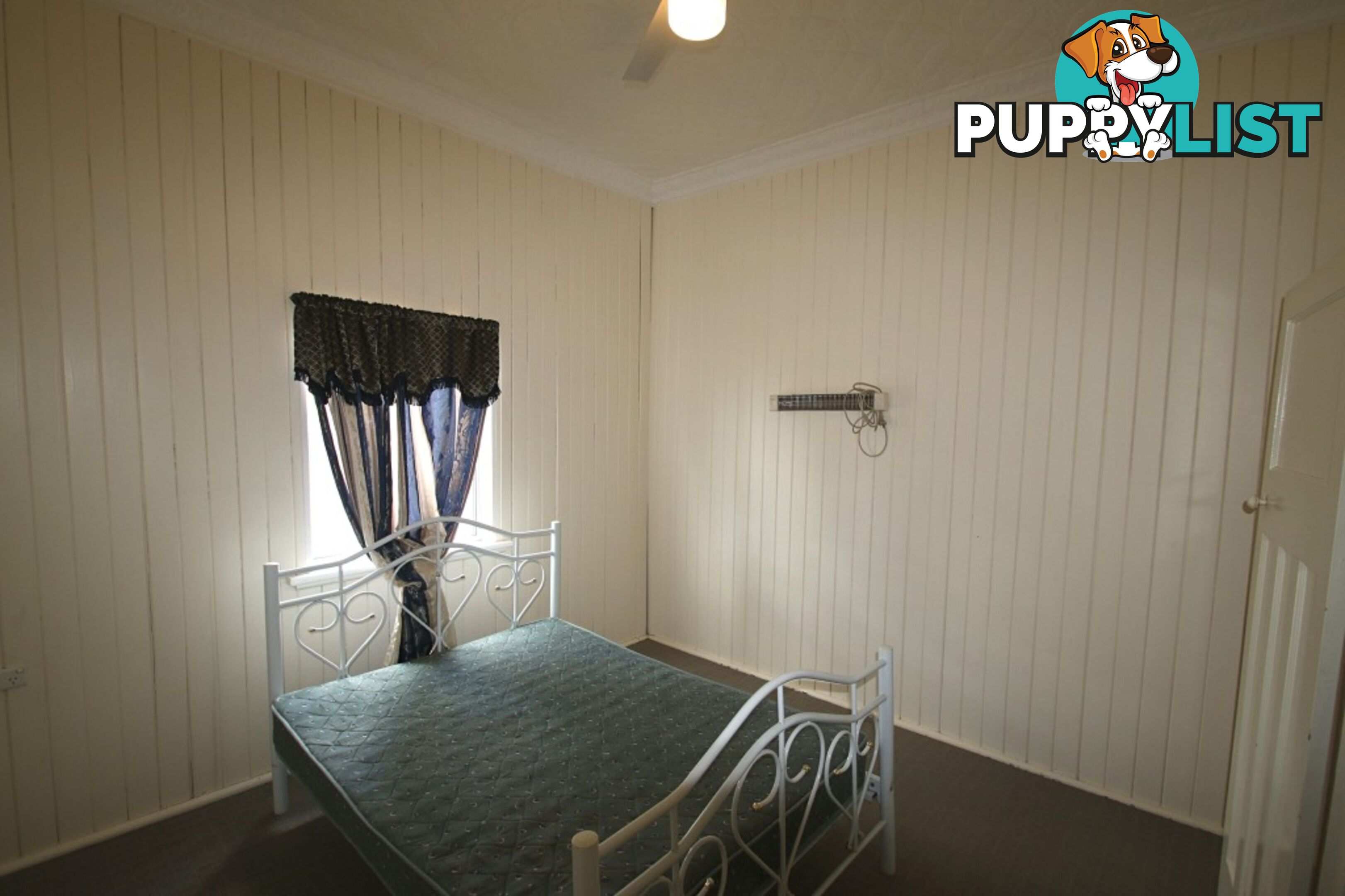 18 Cunningham Street MONTO QLD 4630