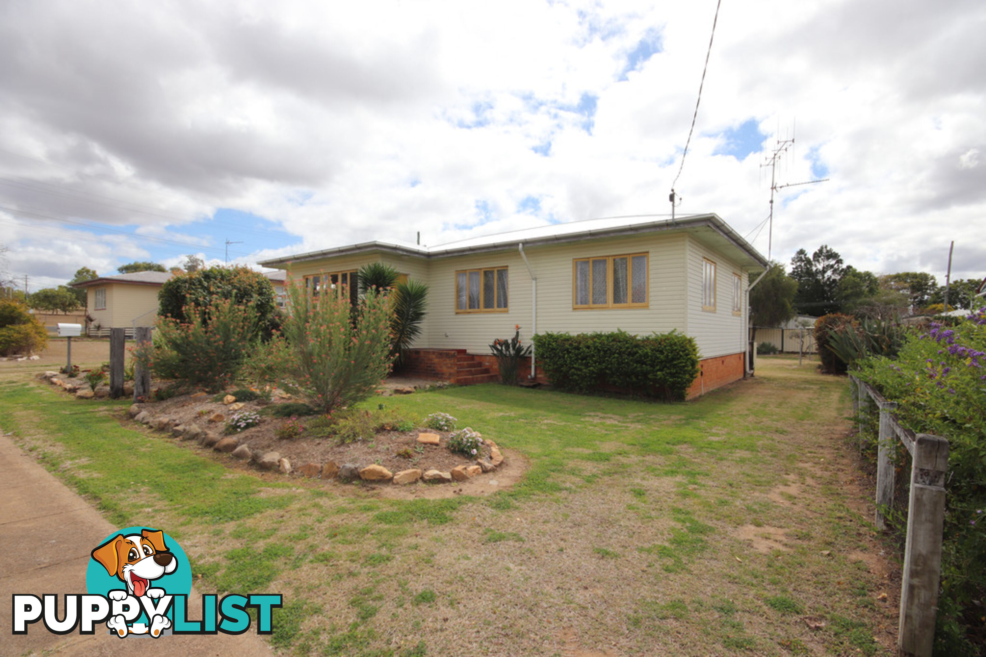 43 Landy Street MUNDUBBERA QLD 4626