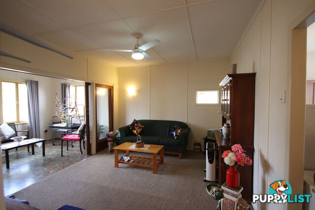 43 Landy Street MUNDUBBERA QLD 4626