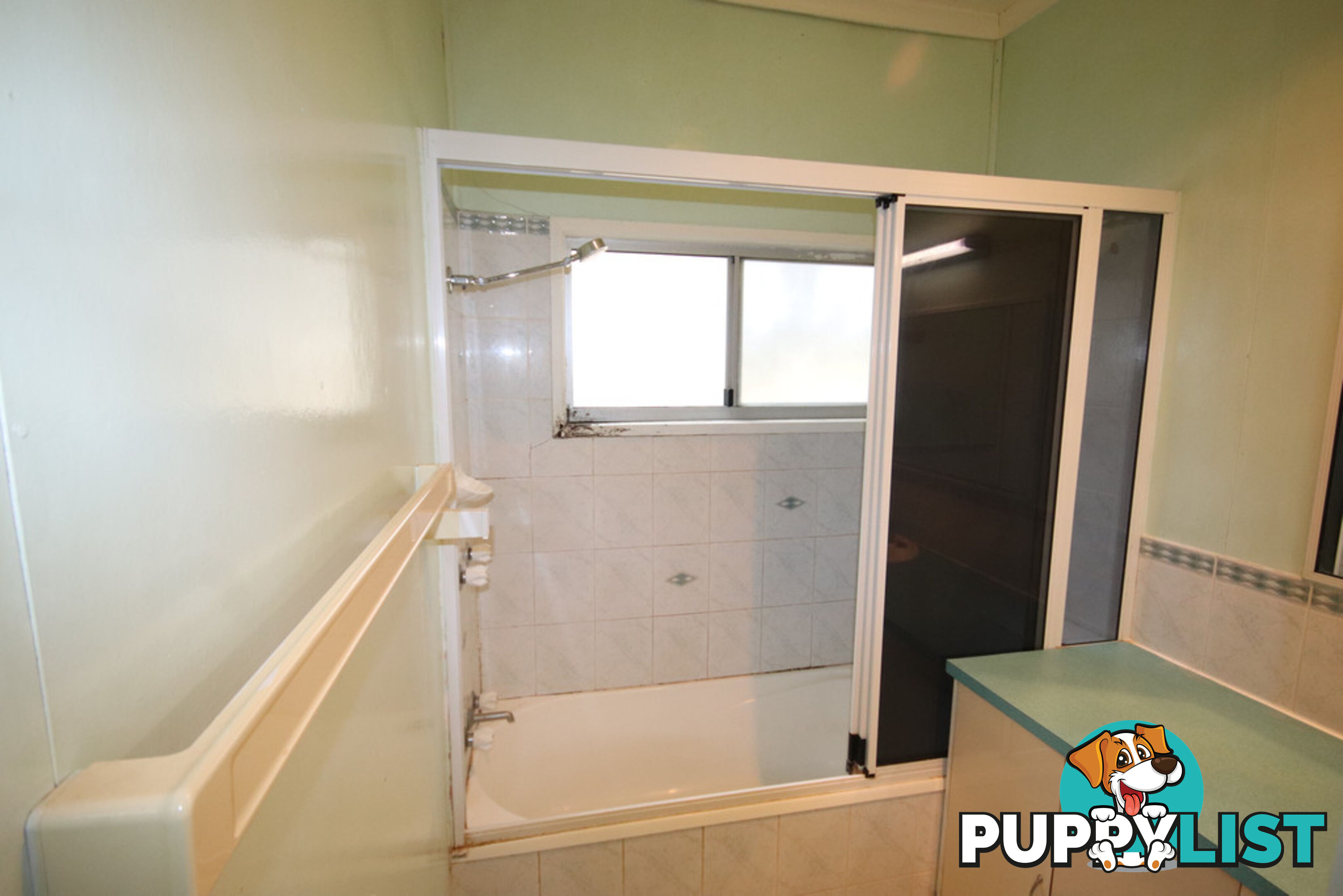 18 Flinders Street MUNDUBBERA QLD 4626