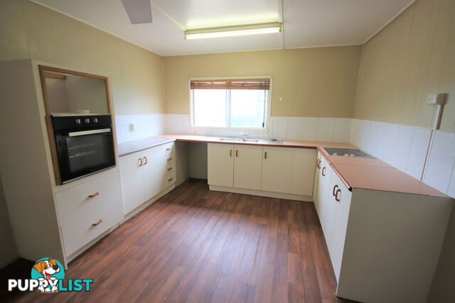 18 Flinders Street MUNDUBBERA QLD 4626
