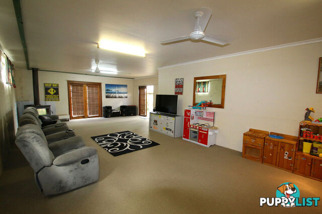 10 Boyle Street MONTO QLD 4630