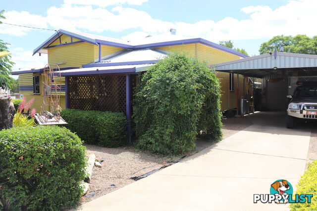 11 Strathdee Street MUNDUBBERA QLD 4626