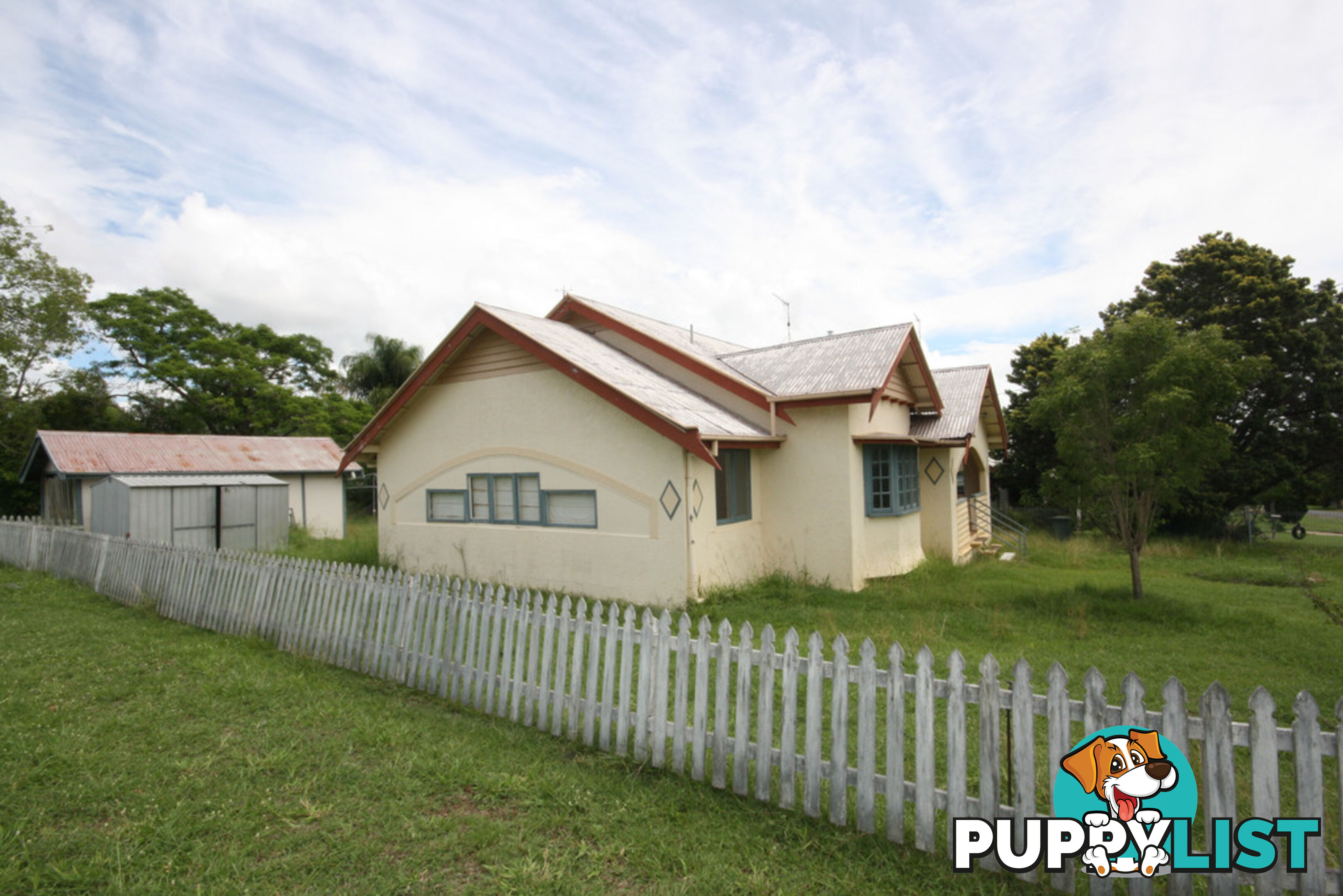 18 Wheatley Street MONTO QLD 4630