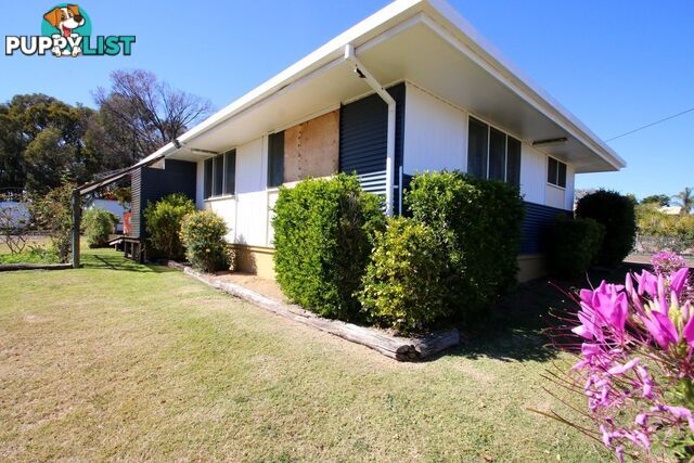 23 Edison Street MONTO QLD 4630