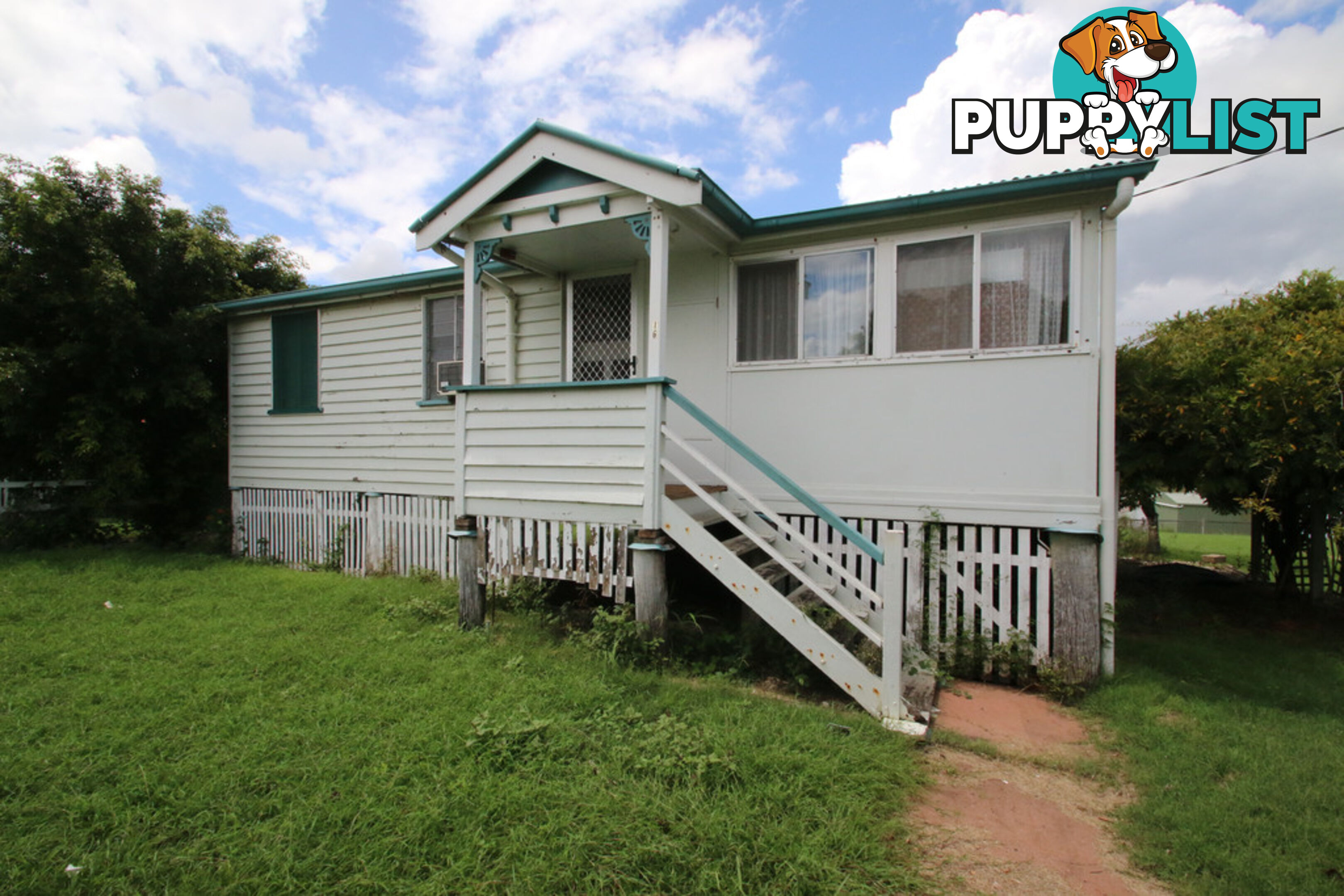 16 Dalton Street MONTO QLD 4630