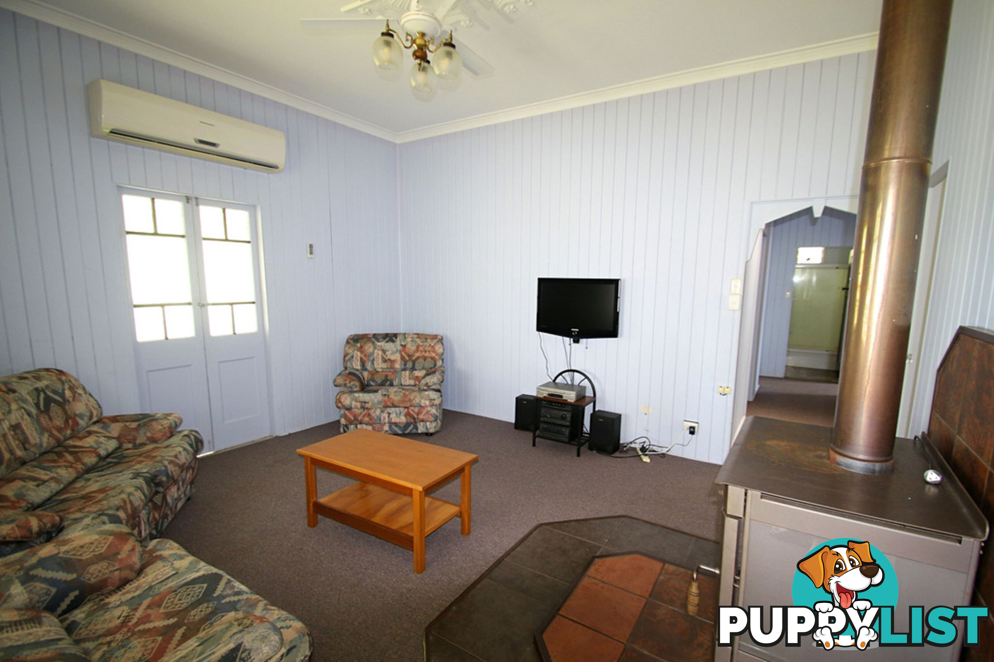18 Lister Street MONTO QLD 4630