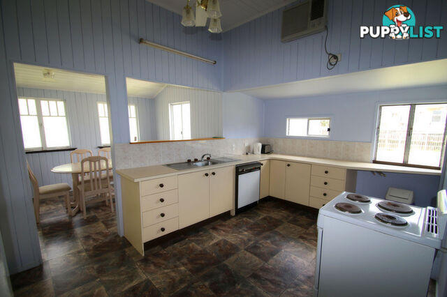 18 Lister Street MONTO QLD 4630