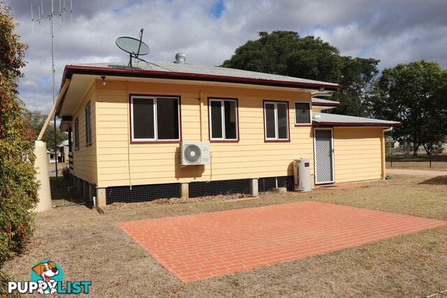 23 Flinders Street MUNDUBBERA QLD 4626