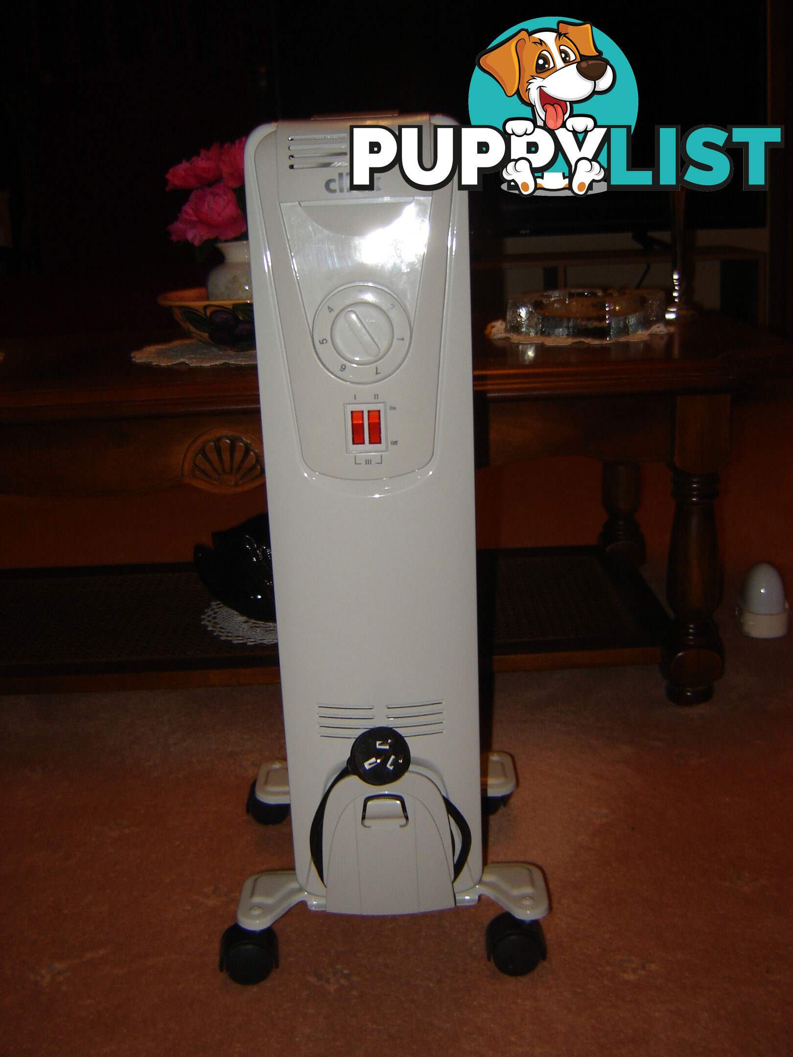 CLICK 5 FIN OIL COLUMN HEATER - AS NEW - SELDOM USED
