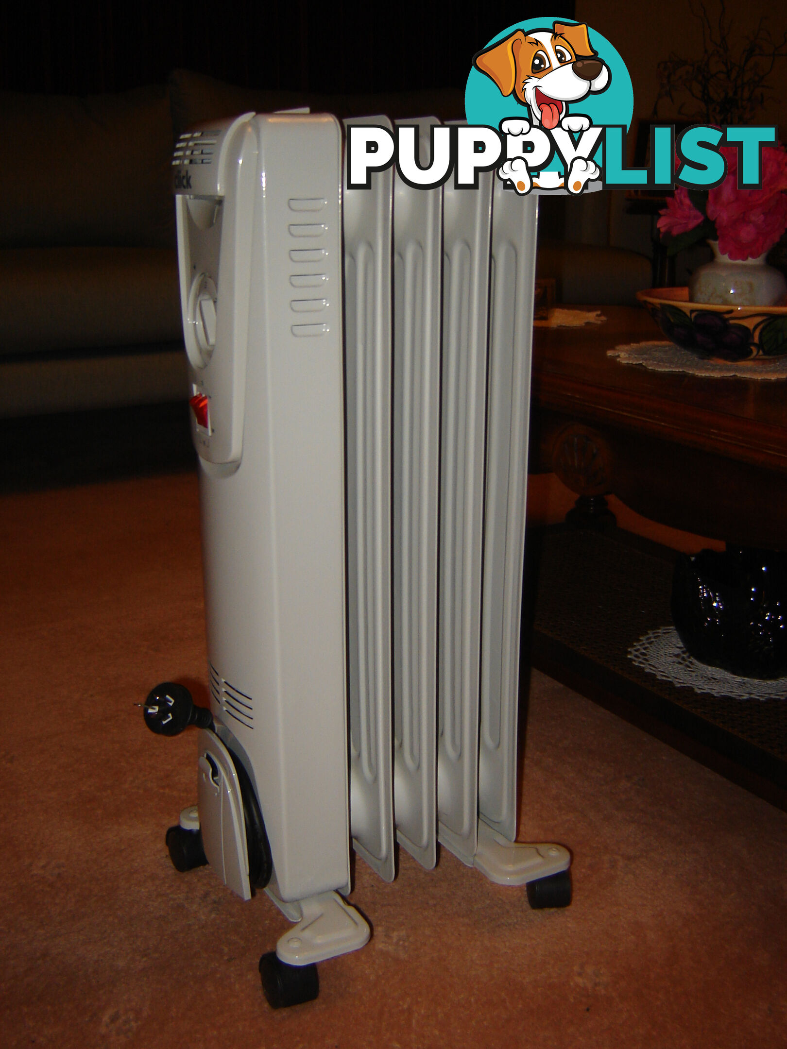 CLICK 5 FIN OIL COLUMN HEATER - AS NEW - SELDOM USED