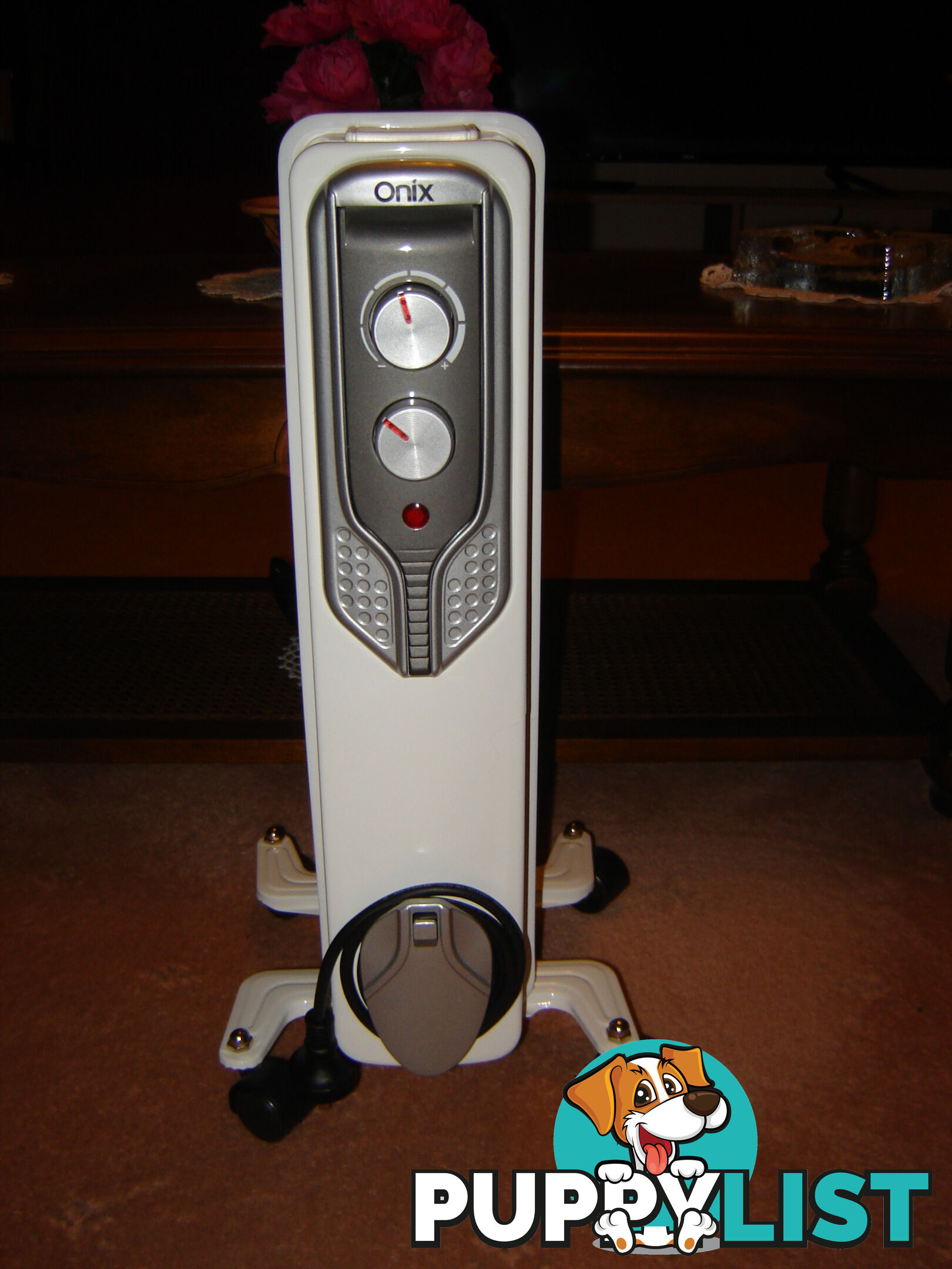 ONIX 5 FIN OIL HEATER - AS NEW - SELDOM USED