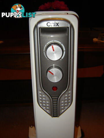 ONIX 5 FIN OIL HEATER - AS NEW - SELDOM USED