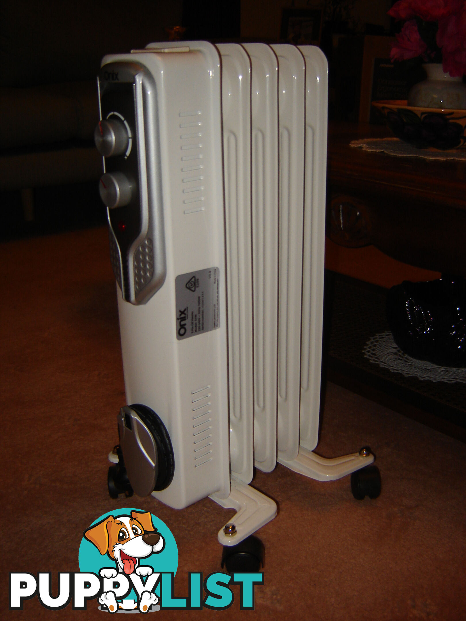 ONIX 5 FIN OIL HEATER - AS NEW - SELDOM USED