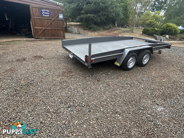 Car trailer -CARAC as new condition