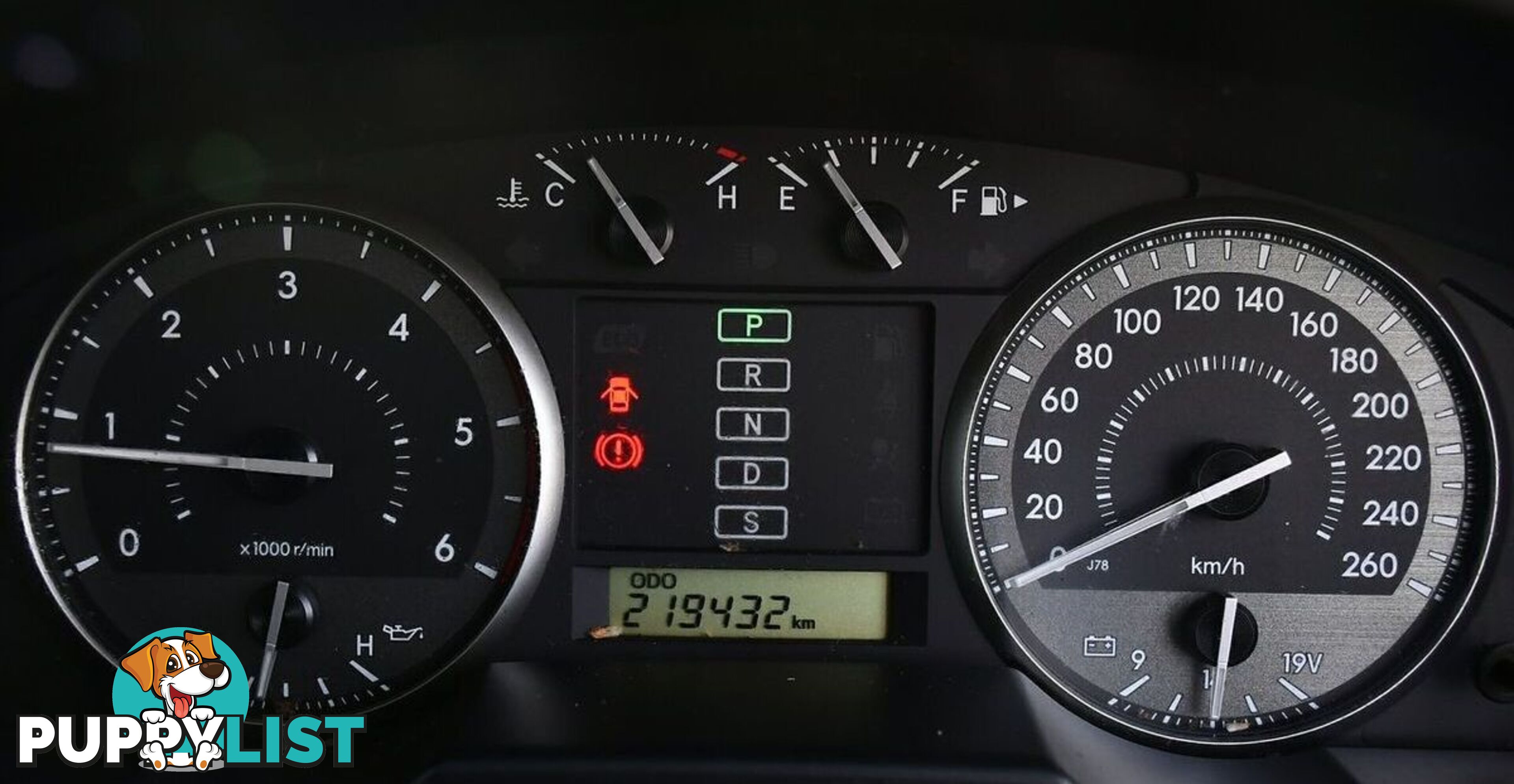 2012 TOYOTA LANDCRUISER GXL VDJ200R WAGON