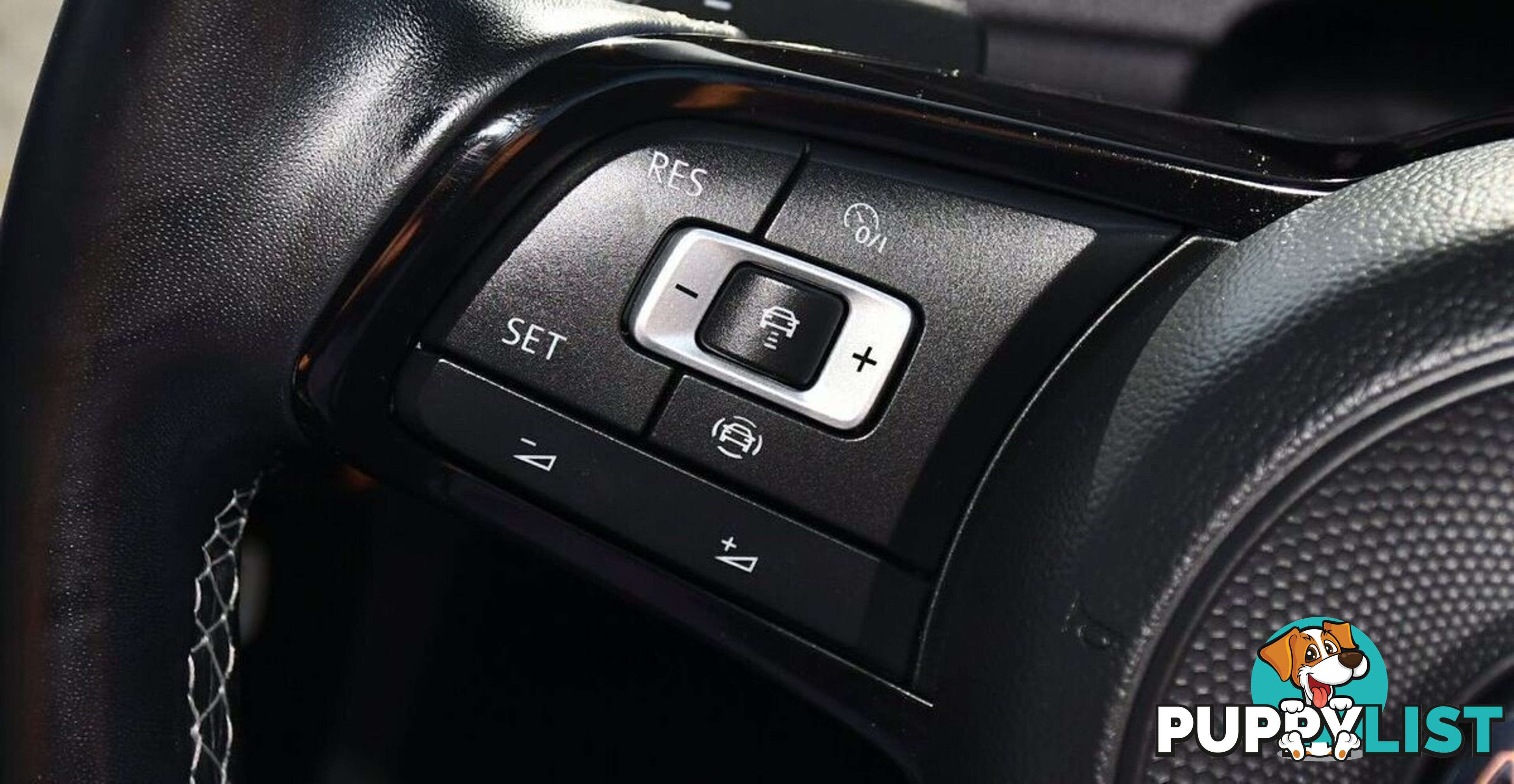 2020 VOLKSWAGEN GOLF R 7.5 HATCHBACK