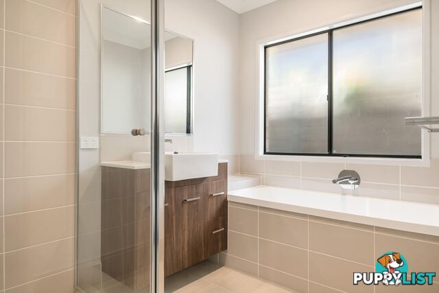 22 & 22A Evergreen Drive GOONELLABAH NSW 2480