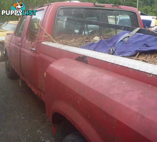 2004 Ford F250 Superduty XLT (10 Currently being dismantled)