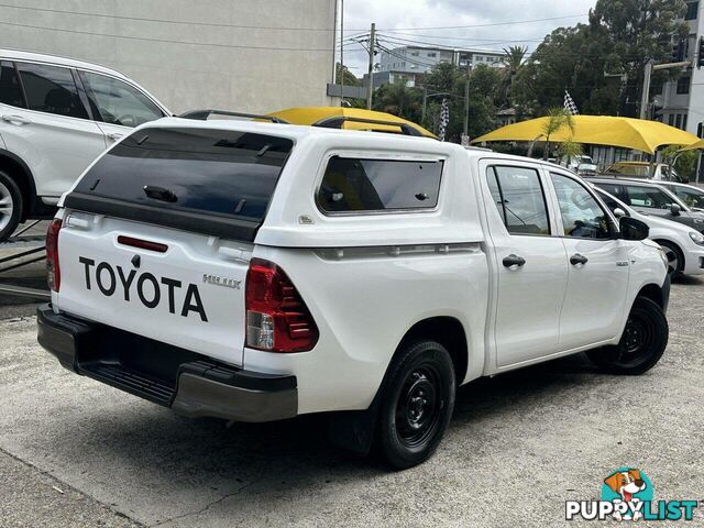 2017 TOYOTA HILUX WORKMATE TGN121R MY17 UTE TRAY, 4 DOORS, 5 SEATS