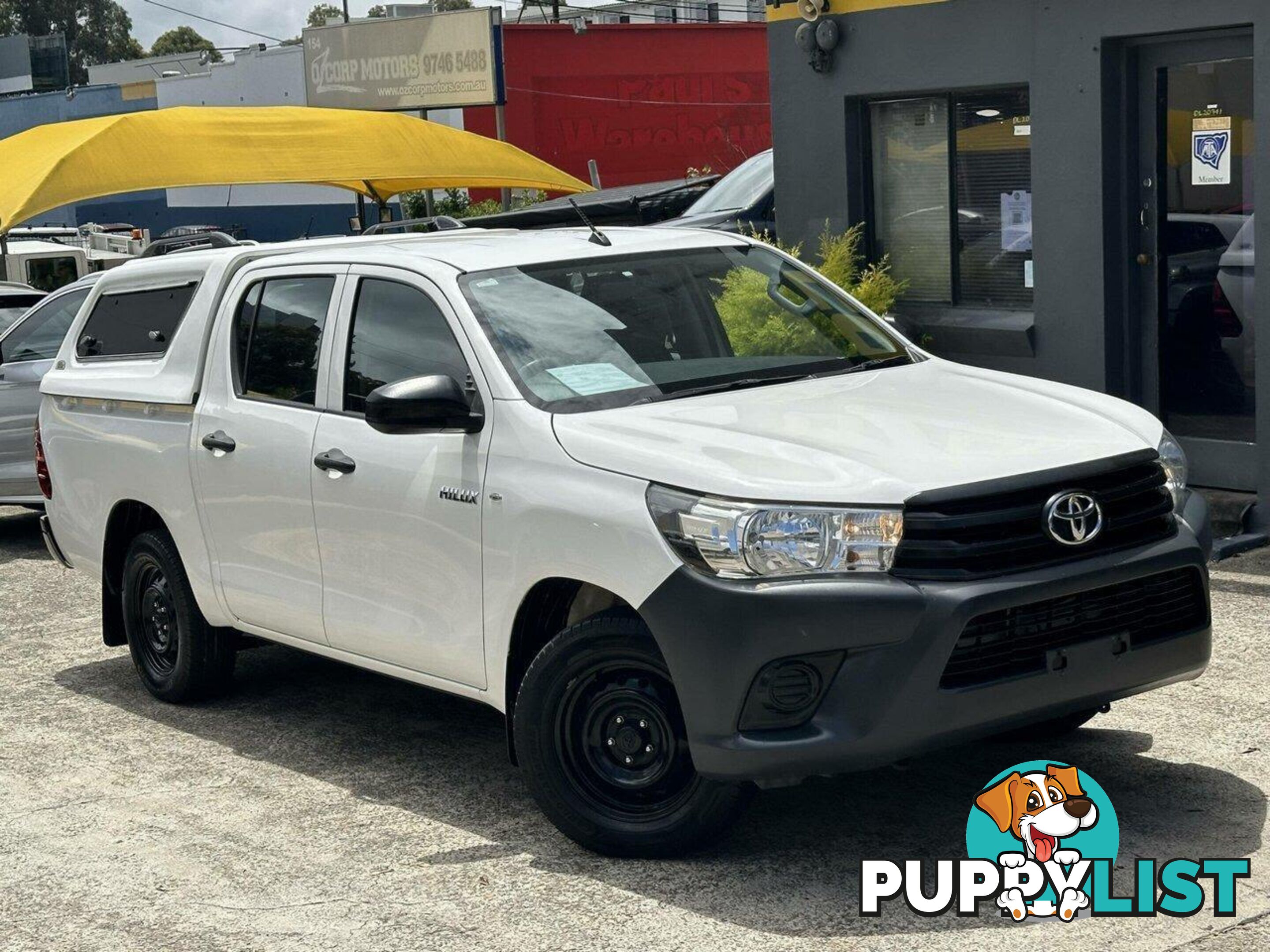 2017 TOYOTA HILUX WORKMATE TGN121R MY17 UTE TRAY, 4 DOORS, 5 SEATS