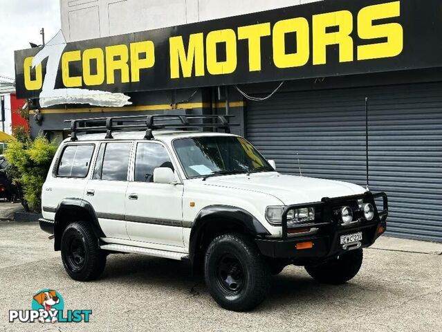 1992 TOYOTA LANDCRUISER GXL (4X4)  SUV, 4 DOORS, 8 SEATS