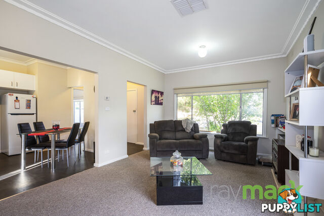 1 & 2/493 Prune Street Lavington NSW 2641