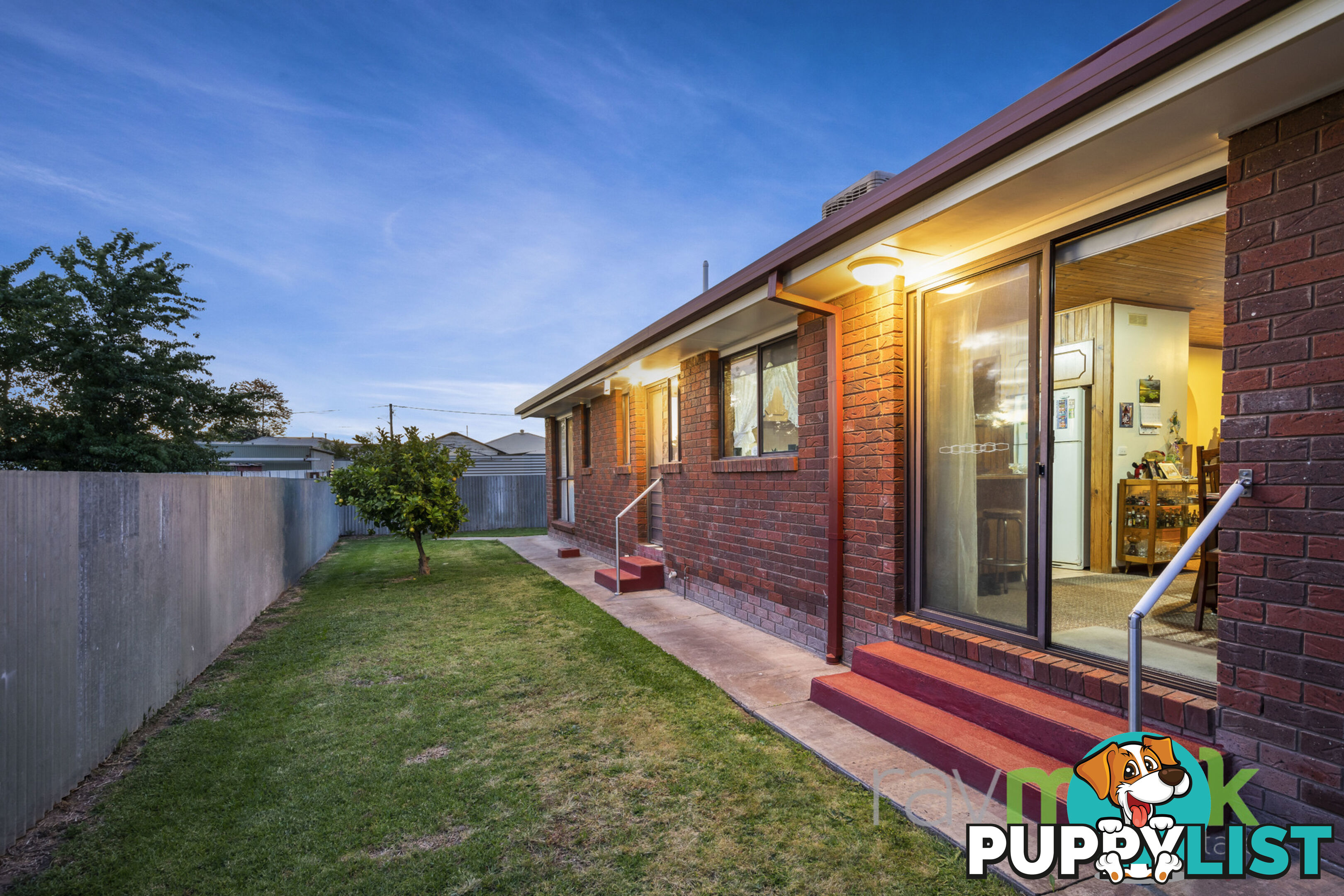 1 & 2/493 Prune Street Lavington NSW 2641