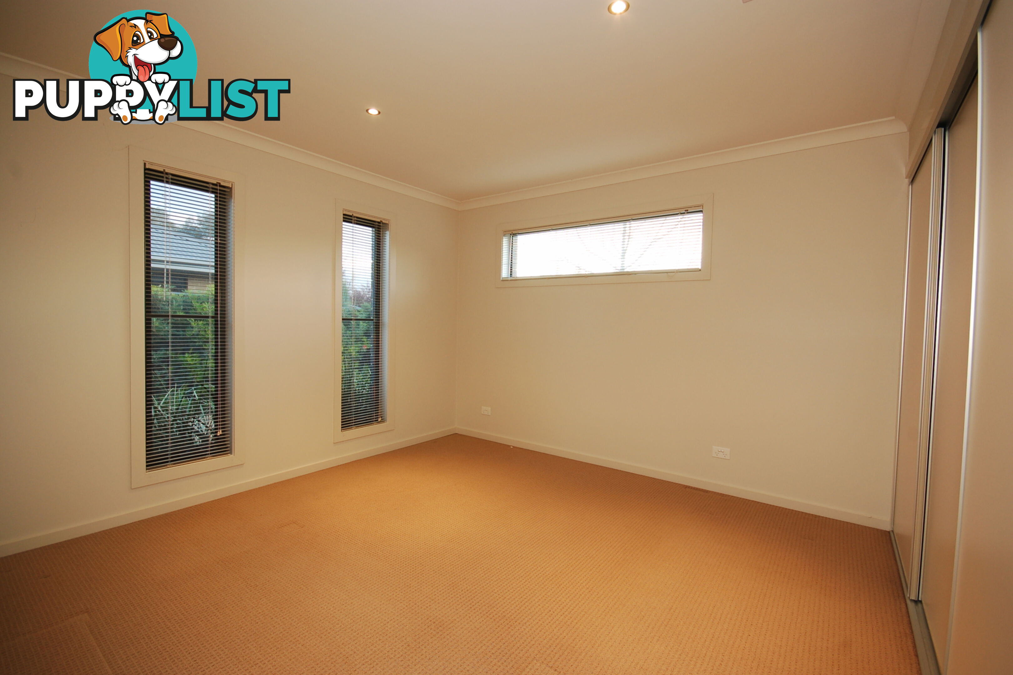 4 Bevington Bend Lavington NSW 2641