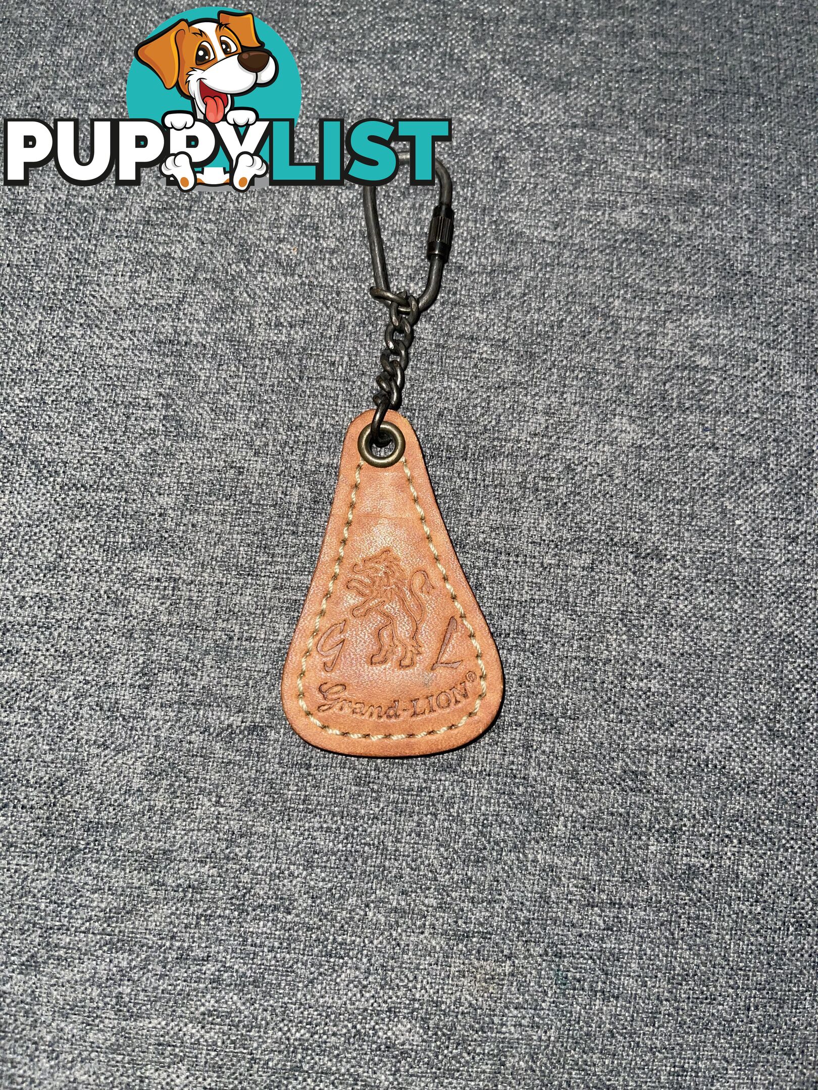 Grand Lion Vintage Leather key ring