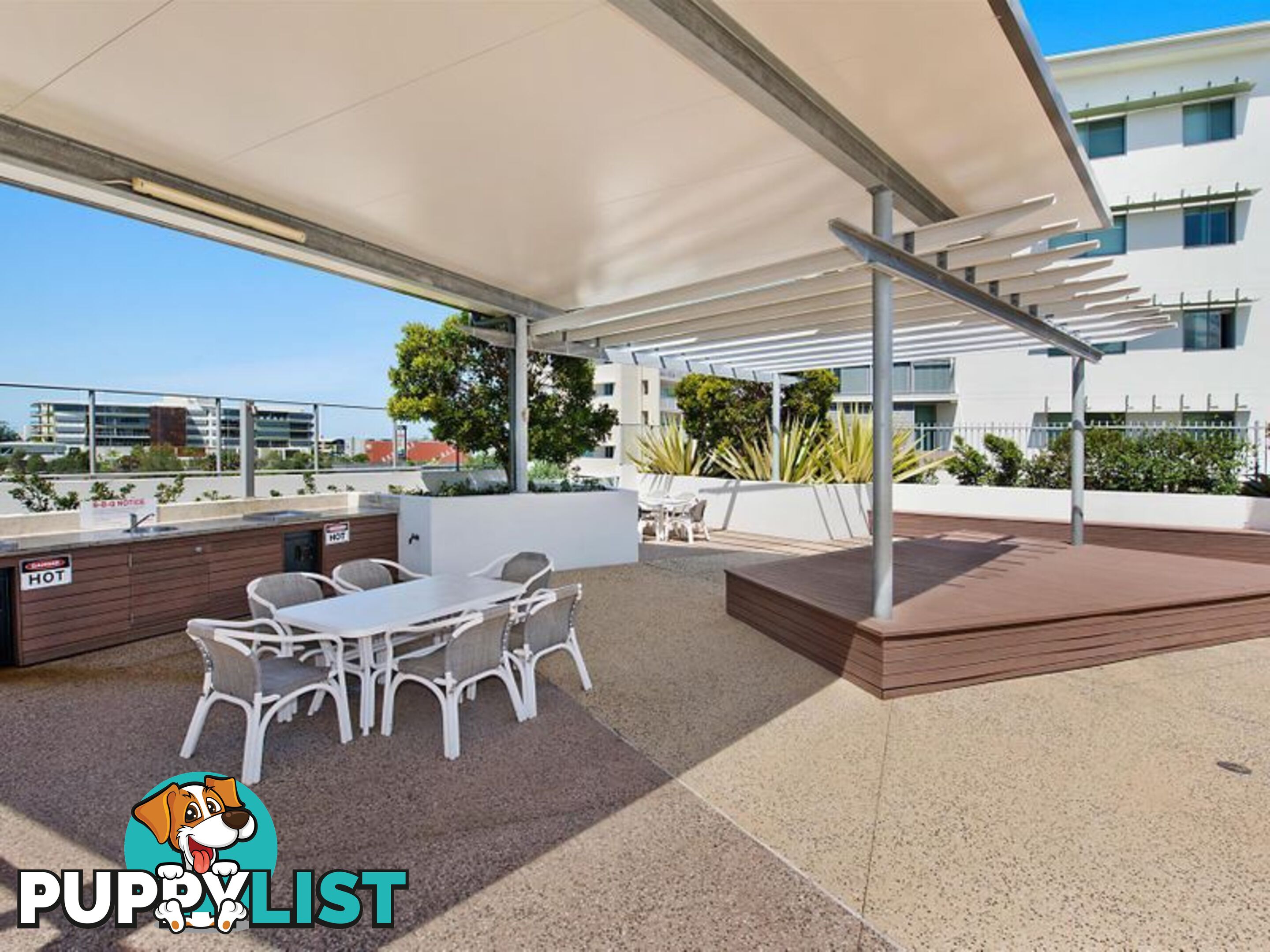 3201/3 Emporio Place MAROOCHYDORE QLD 4558