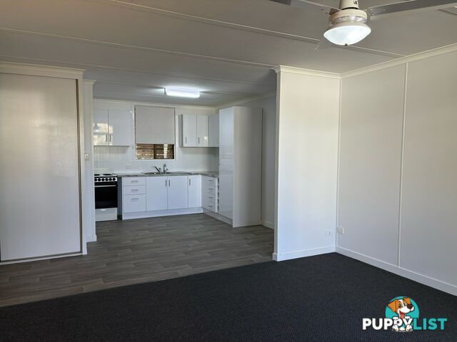 2/30 Knight Street KINGAROY QLD 4610