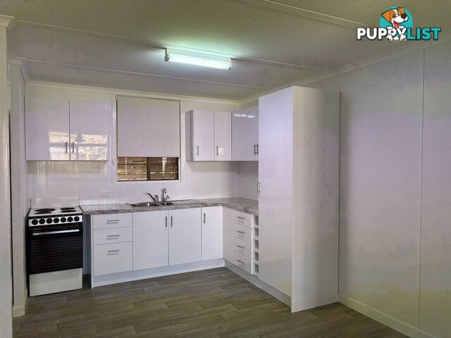 2/30 Knight Street KINGAROY QLD 4610
