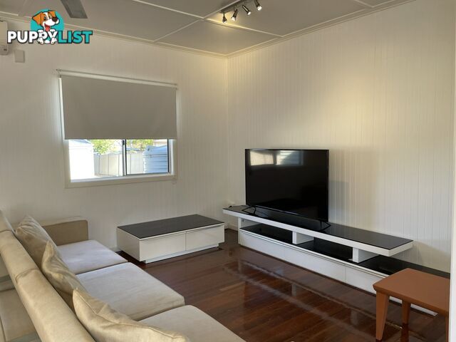 35 Albert Street KINGAROY QLD 4610