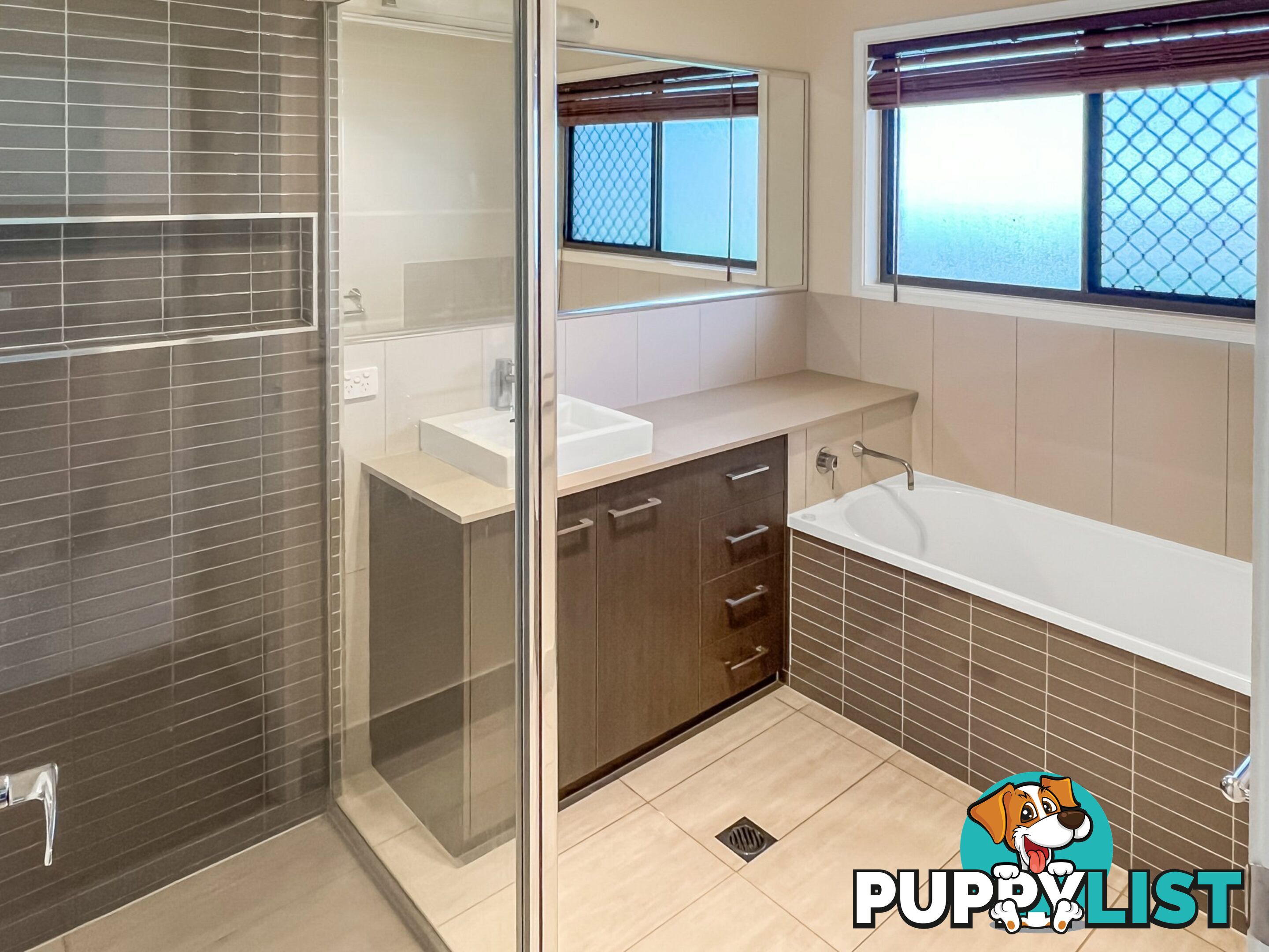 10 Nobby Way KINGAROY QLD 4610