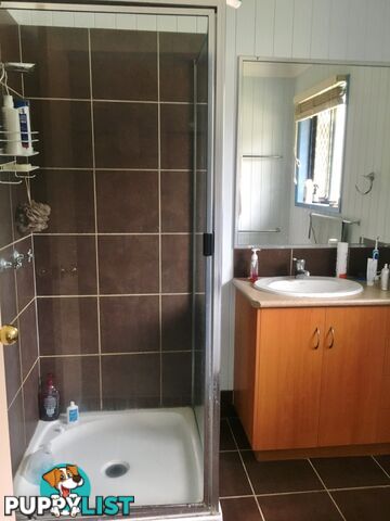 Unit 1/4 Summers Court KINGAROY QLD 4610