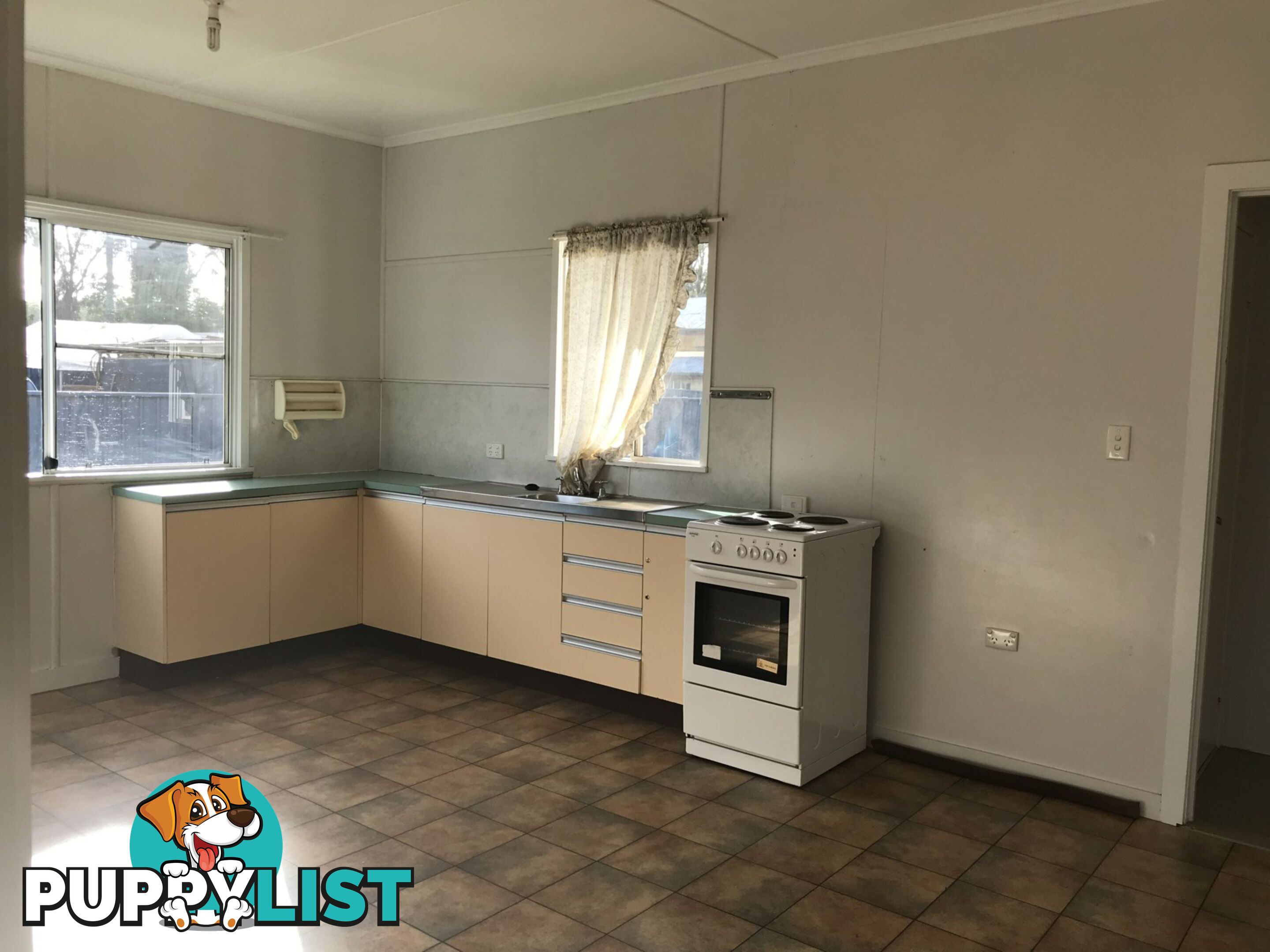 40 James Street KINGAROY QLD 4610