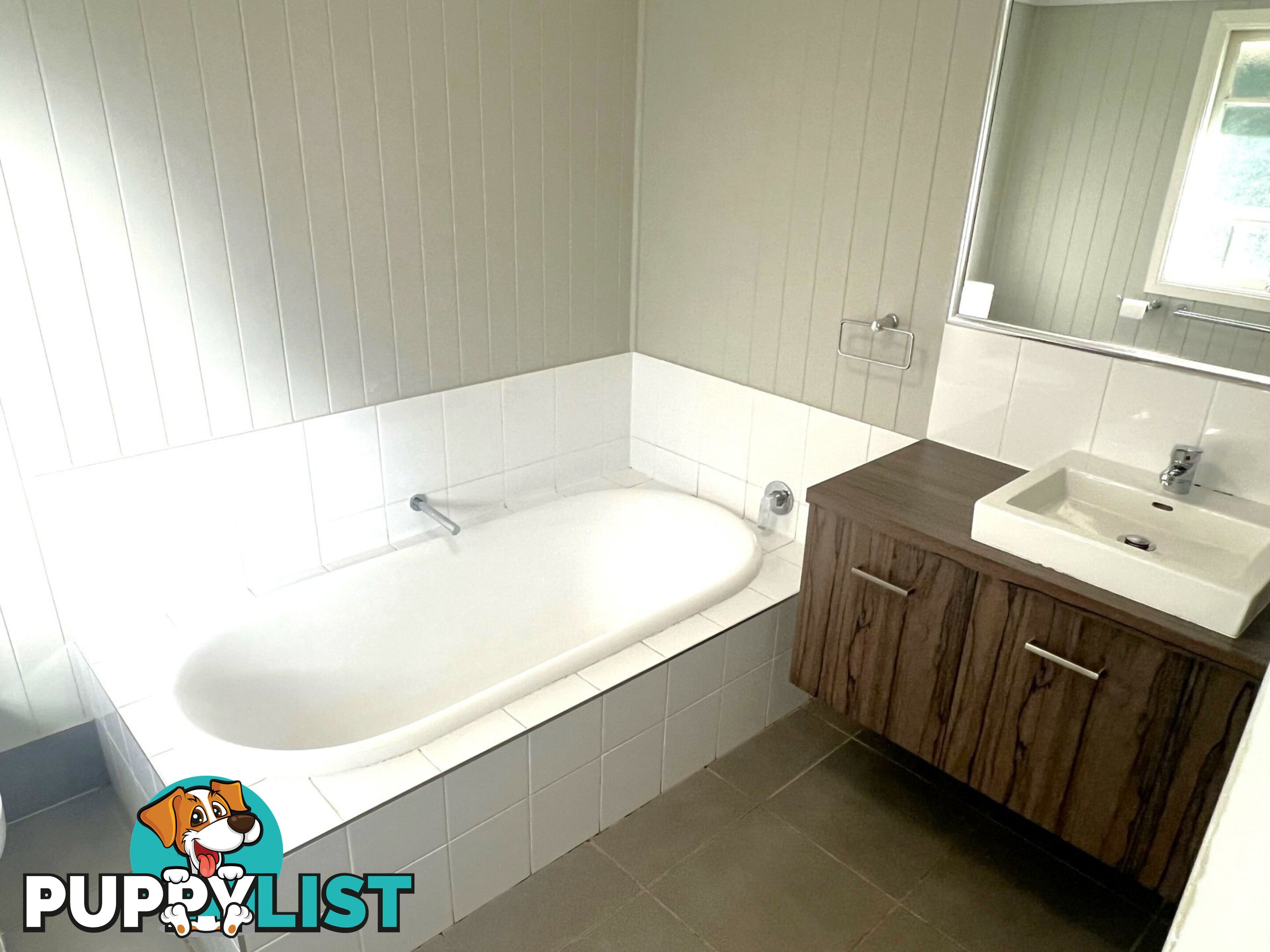 12 Thorn Street KINGAROY QLD 4610