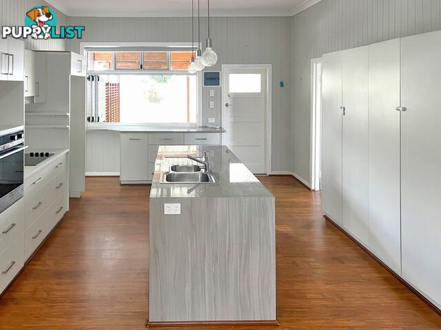 12 Thorn Street KINGAROY QLD 4610