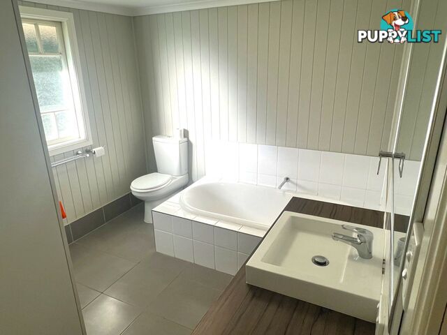 12 Thorn Street KINGAROY QLD 4610