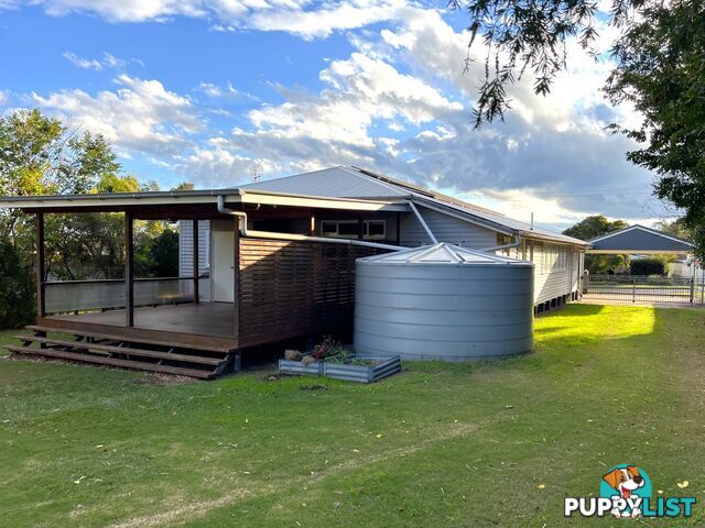 12 Thorn Street KINGAROY QLD 4610