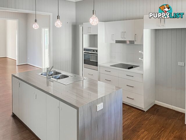 12 Thorn Street KINGAROY QLD 4610