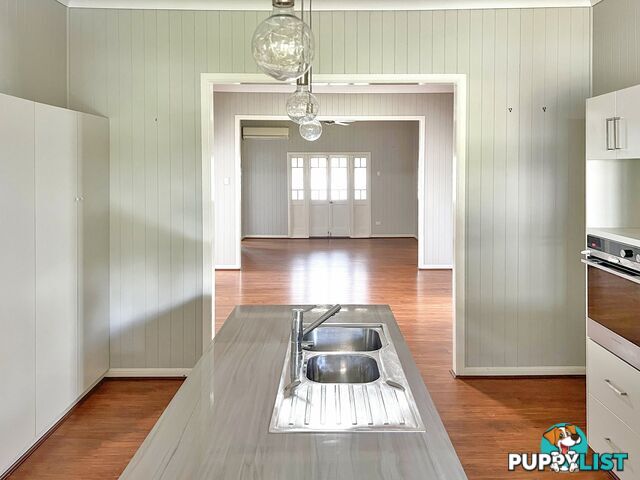 12 Thorn Street KINGAROY QLD 4610